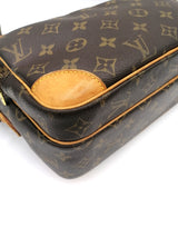 Monogram Canvas Nile MM taske fra brand: LOUIS VUITTON - We Do Vintage
