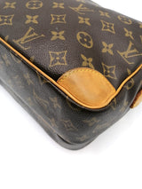 Monogram Canvas Nile MM taske fra brand: LOUIS VUITTON - We Do Vintage