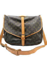 Monogram Canvas Saumur 35 taske fra brand: LOUIS VUITTON - We Do Vintage