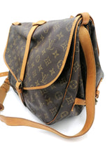 Monogram Canvas Saumur 35 taske fra brand: LOUIS VUITTON - We Do Vintage