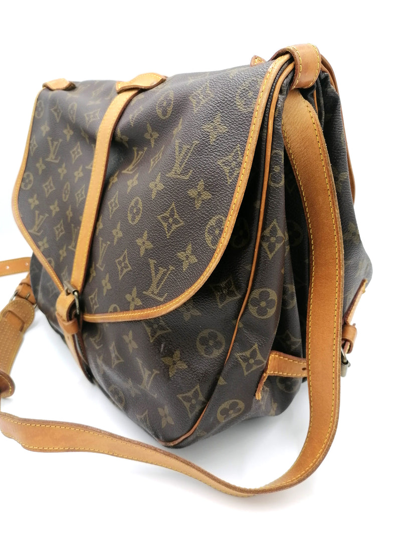 Monogram Canvas Saumur 35 taske fra brand: LOUIS VUITTON - We Do Vintage