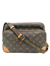 Monogram Canvas Nile MM taske fra brand: LOUIS VUITTON - We Do Vintage