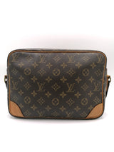 Monogram Canvas Nile MM taske fra brand: LOUIS VUITTON - We Do Vintage