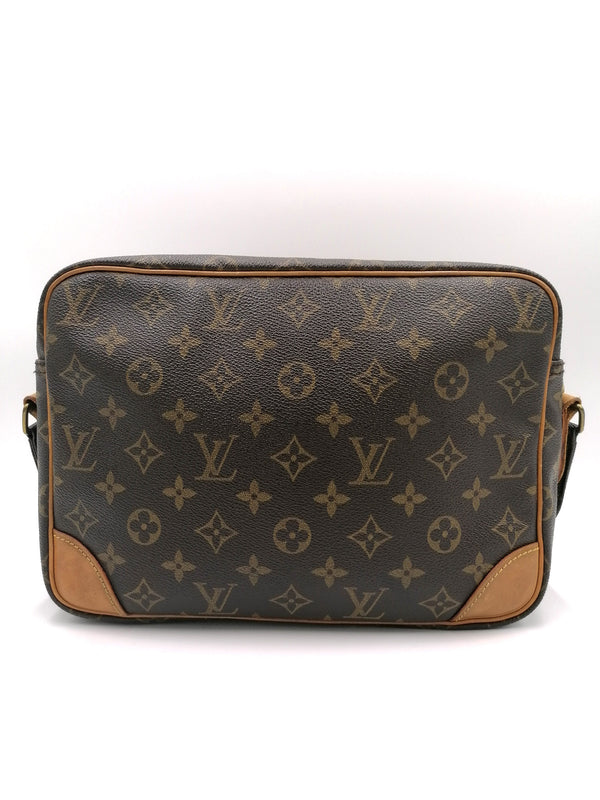 Monogram Canvas Nile MM taske fra brand: LOUIS VUITTON - We Do Vintage