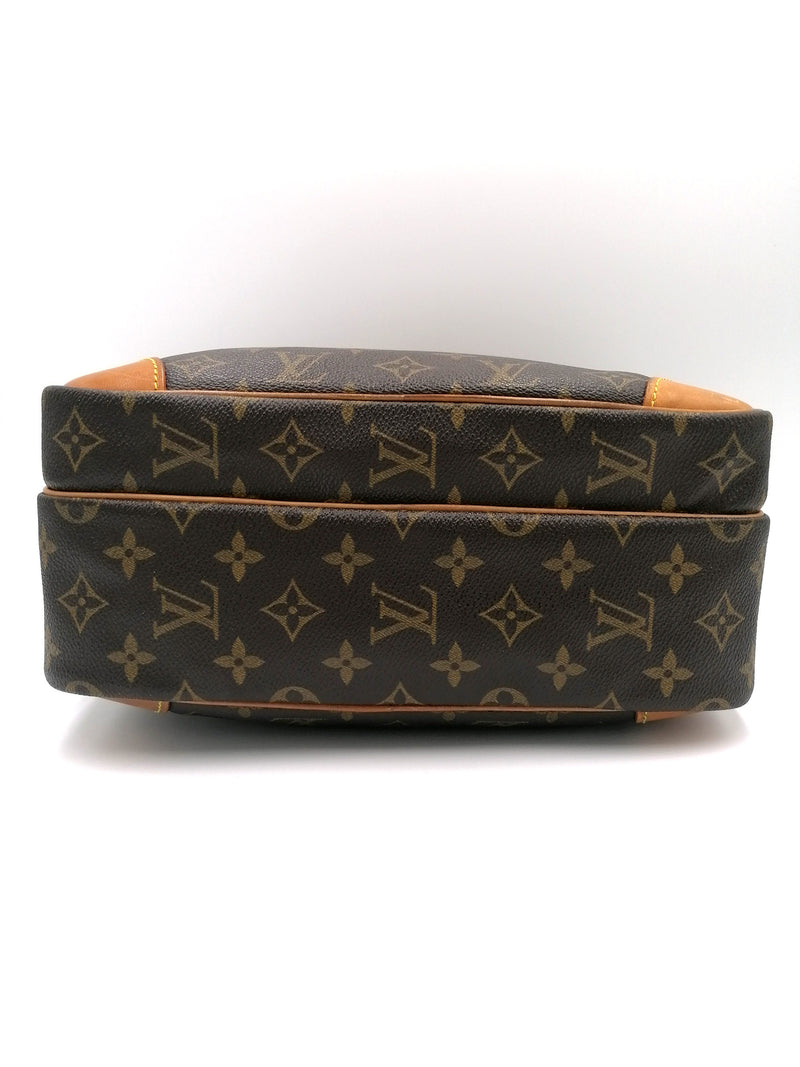 Monogram Canvas Nile MM taske fra brand: LOUIS VUITTON - We Do Vintage