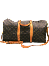 Monogram Canvas Keepall Bandouliere 50 taske fra brand: LOUIS VUITTON - We Do Vintage