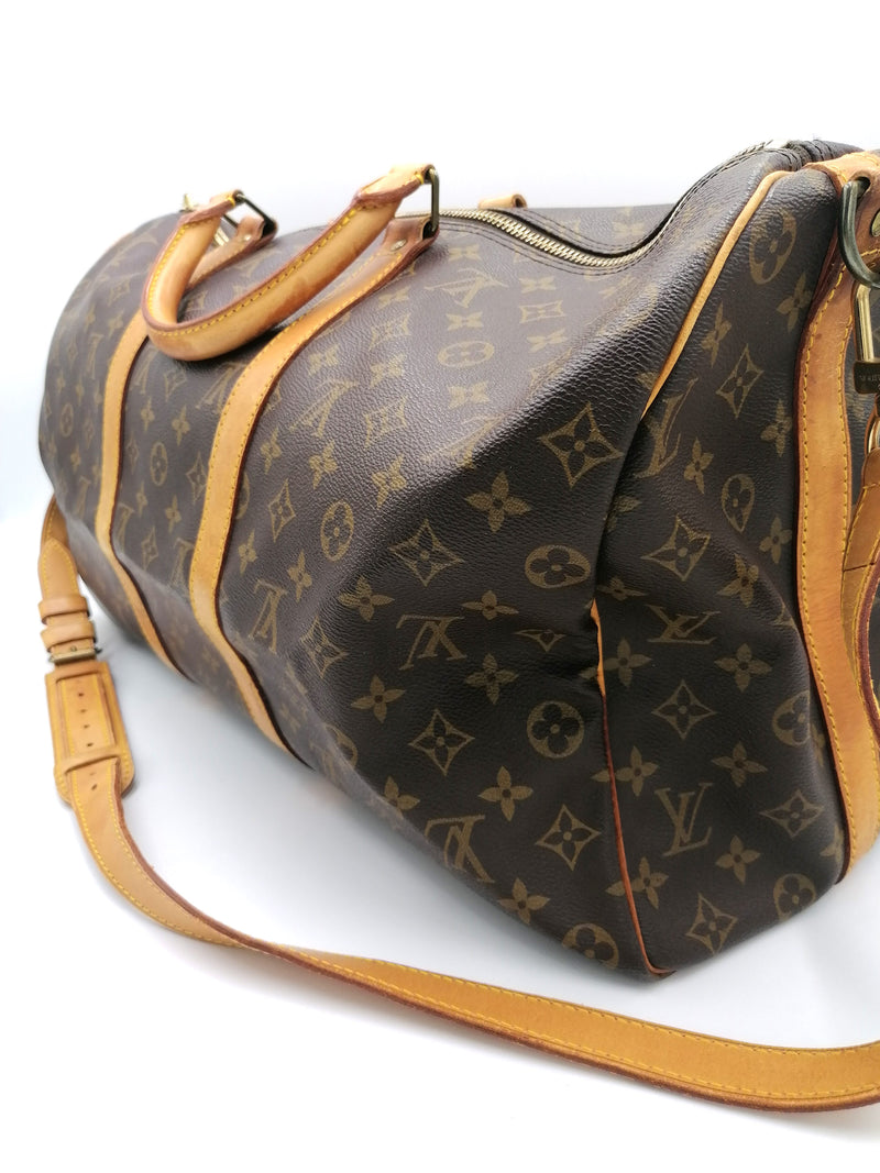 Monogram Canvas Keepall Bandouliere 50 taske fra brand: LOUIS VUITTON - We Do Vintage