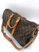 Monogram Canvas Keepall Bandouliere 45 taske fra brand: LOUIS VUITTON - We Do Vintage