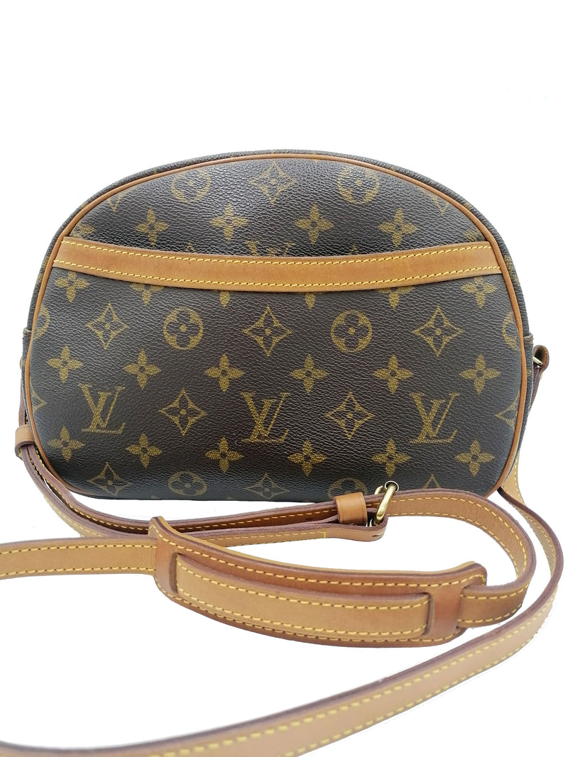 Monogram Canvas Blois taske fra brand: LOUIS VUITTON - We Do Vintage