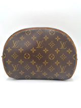 Monogram Canvas Blois taske fra brand: LOUIS VUITTON - We Do Vintage