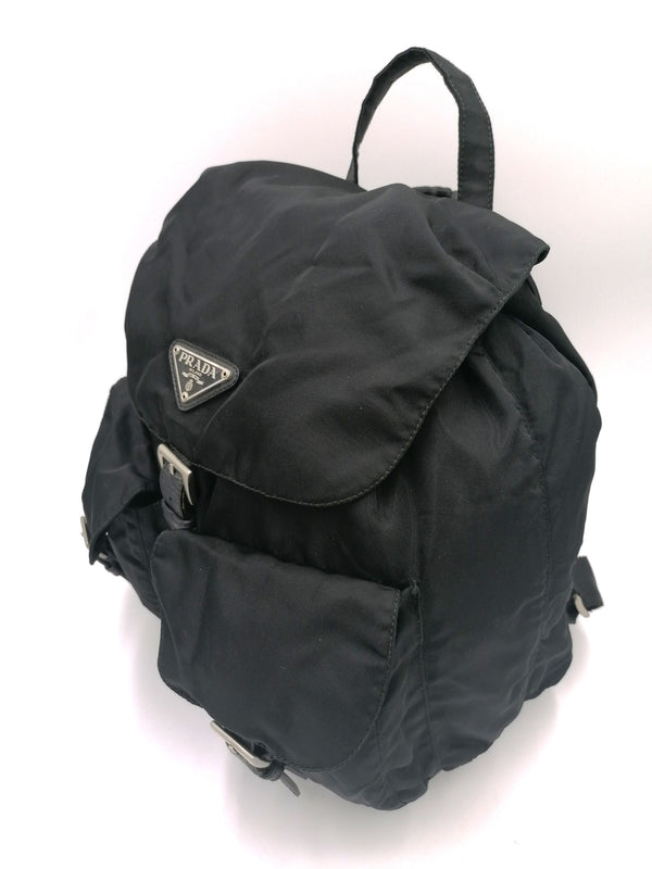 Sort Nylon large rygsæk taske fra brand: PRADA - We Do Vintage