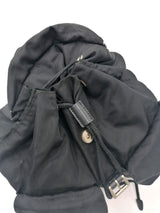 Sort Nylon large rygsæk taske fra brand: PRADA - We Do Vintage
