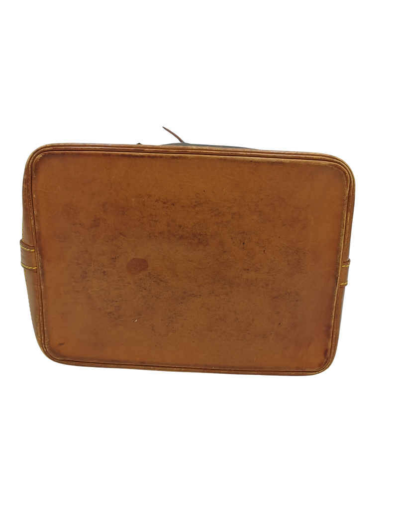 Monogram Canvas Noé taske fra brand: LOUIS VUITTON - We Do Vintage