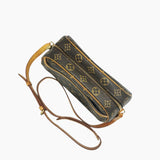 MONOGRAM CANVAS BLOIS taske fra brand: LOUIS VUITTON - We Do Vintage