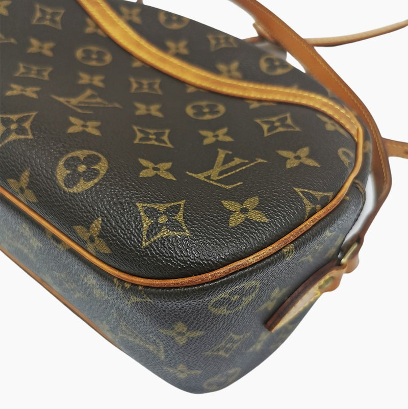 MONOGRAM CANVAS BLOIS taske fra brand: LOUIS VUITTON - We Do Vintage