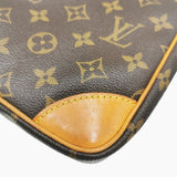 MONOGRAM CANVAS AMAZONE taske fra brand: LOUIS VUITTON - We Do Vintage