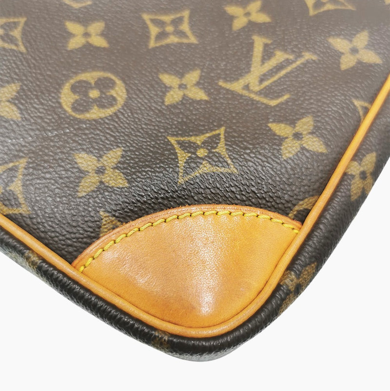 MONOGRAM CANVAS AMAZONE taske fra brand: LOUIS VUITTON - We Do Vintage