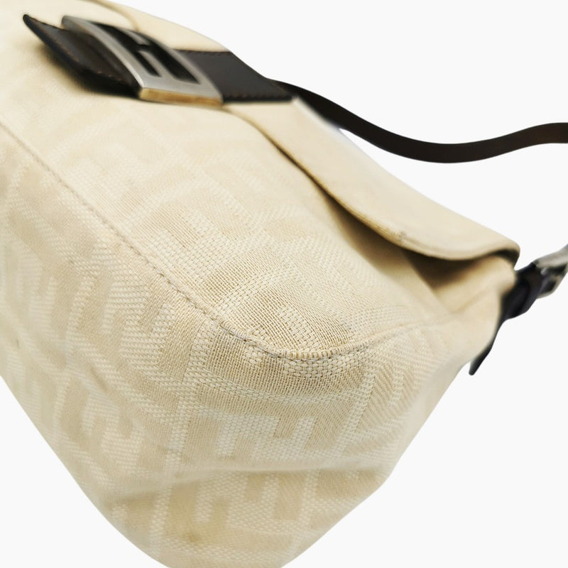 BEIGE ZUCCA MAMMA BAGUETTE taske fra brand: FENDI - We Do Vintage