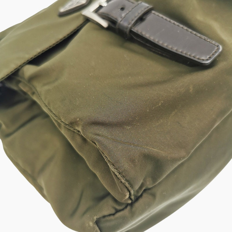 NYLON CROSSBODY taske fra brand: PRADA - We Do Vintage