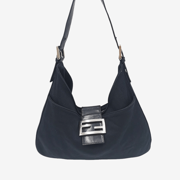 Sort canvas mamma baguette taske fra brand: FENDI - We Do Vintage