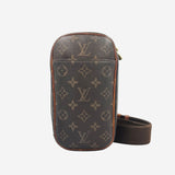 MONOGRAM POCHETTE GANGE taske fra brand: LOUIS VUITTON - We Do Vintage
