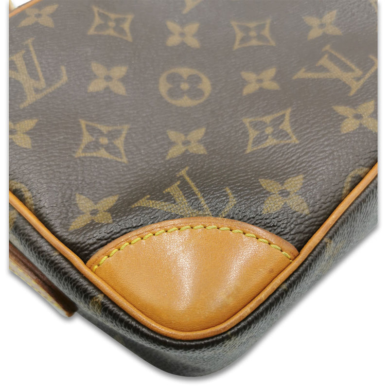 Monogram Canvas Trocadéro 23 taske fra brand: LOUIS VUITTON - We Do Vintage