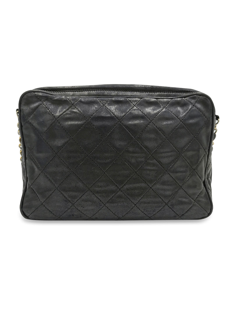 Sort Quilted Camera bag taske fra brand: CHANEL - We Do Vintage