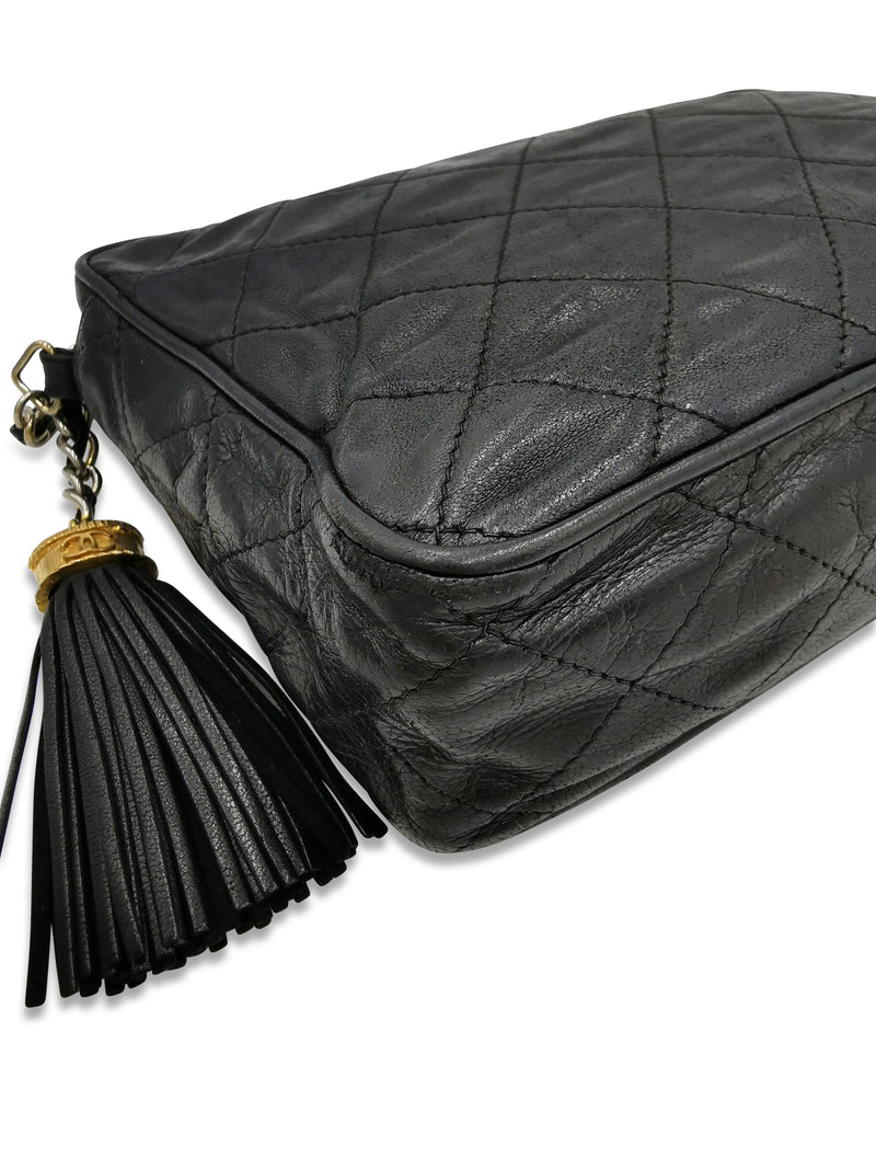 Sort Quilted Camera bag taske fra brand: CHANEL - We Do Vintage