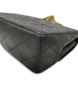 Sort Single Flap small m. pung taske fra brand: CHANEL - We Do Vintage