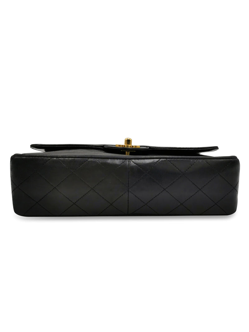 Sort Single Flap small m. pung taske fra brand: CHANEL - We Do Vintage