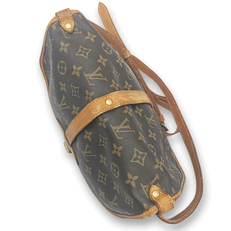 Monogram Canvas Saumur 30 taske fra brand: LOUIS VUITTON - We Do Vintage
