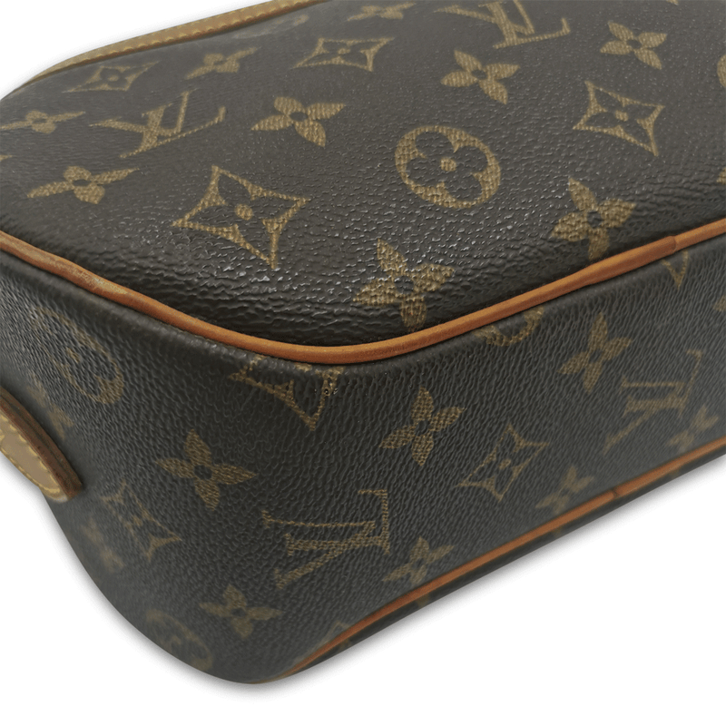 Monogram Canvas Blois taske fra brand: LOUIS VUITTON - We Do Vintage