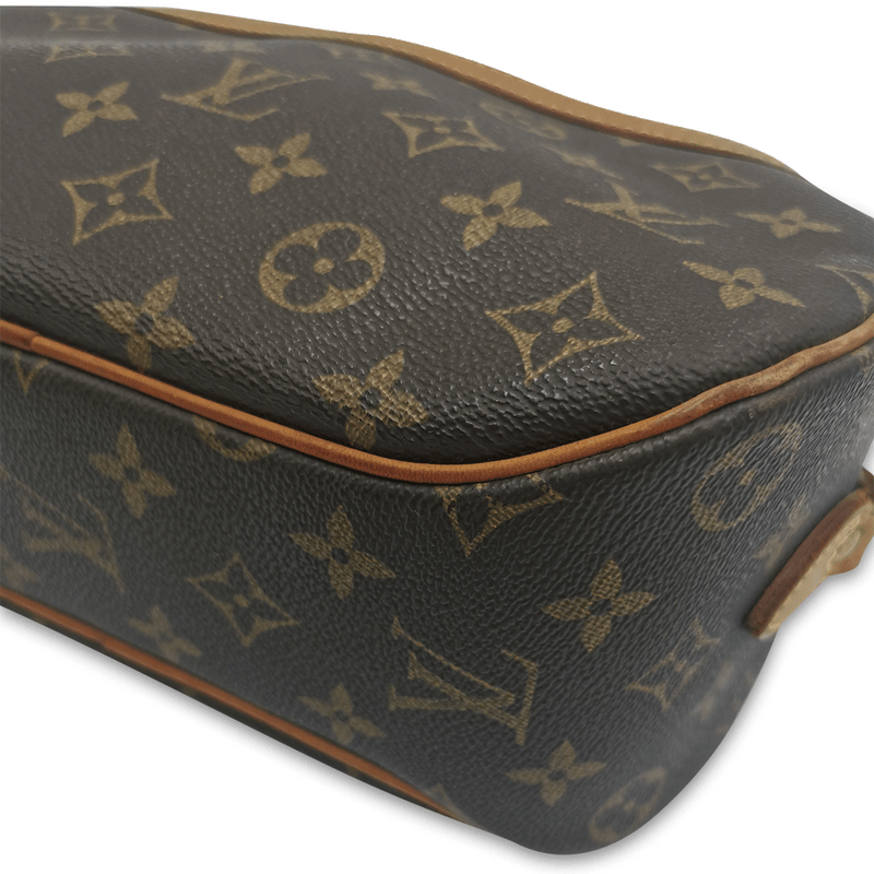 Monogram Canvas Blois taske fra brand: LOUIS VUITTON - We Do Vintage