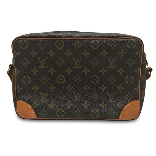Monogram Coated Canvas Trocadéro 30 taske fra brand: LOUIS VUITTON - We Do Vintage