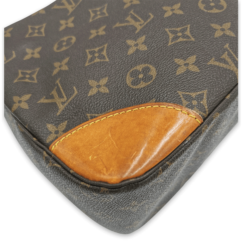 Monogram Canvas Boulogne 30 taske fra brand: LOUIS VUITTON - We Do Vintage