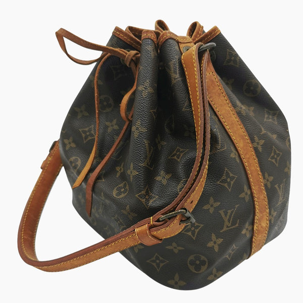 Monogram Canvas Petit Noé taske fra brand: LOUIS VUITTON - We Do Vintage