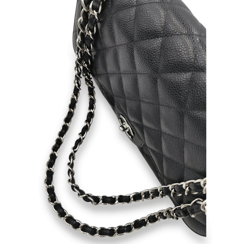 Sort caviar jumbo Classic double flap taske fra brand: CHANEL - We Do Vintage