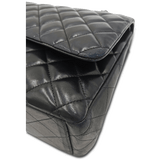 Sort Maxi Classic double flap taske fra brand: CHANEL - We Do Vintage