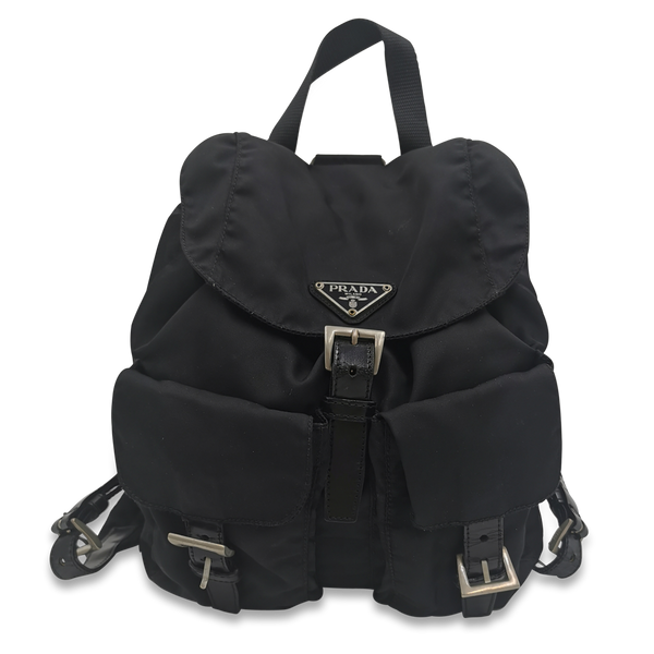 Sort Nylon rygsæk small taske fra brand: PRADA - We Do Vintage
