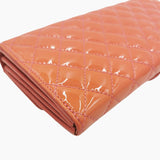 Orange patent woc taske fra brand: CHANEL - We Do Vintage