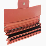 Orange patent woc taske fra brand: CHANEL - We Do Vintage