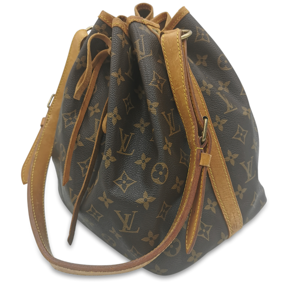 Monogram Canvas Petit Noé taske fra brand: LOUIS VUITTON - We Do Vintage