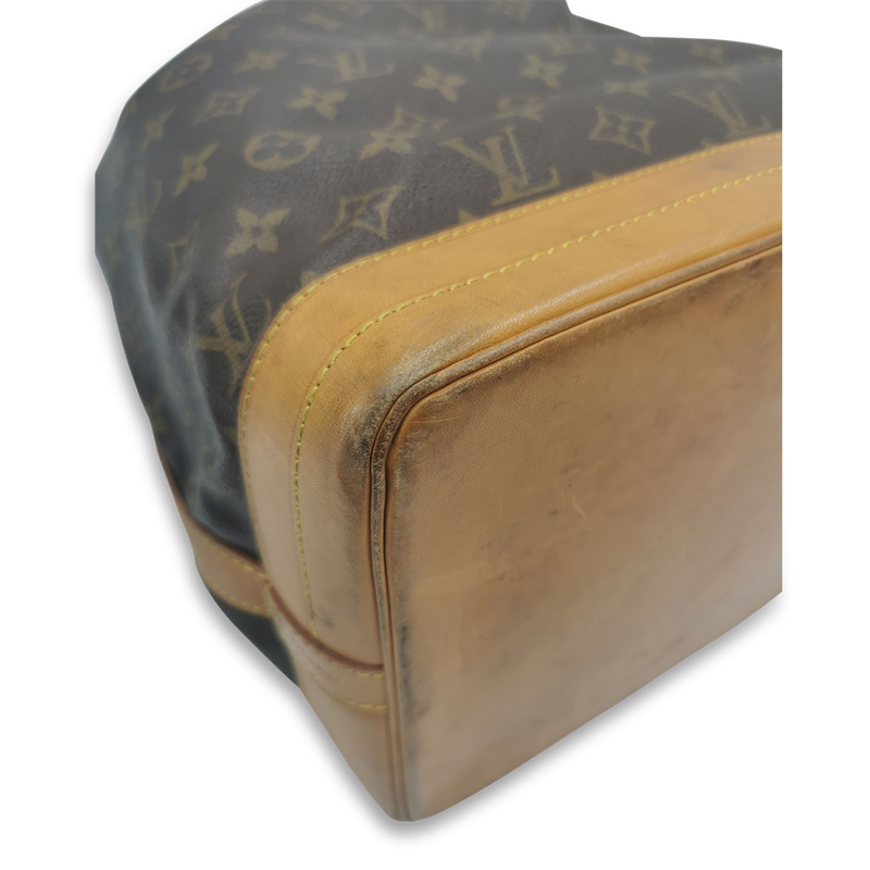 Monogram Canvas Noé taske fra brand: LOUIS VUITTON - We Do Vintage