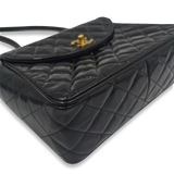 Sort Patent flap bag taske fra brand: CHANEL - We Do Vintage