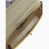 Gul patent east west chocolate bar taske fra brand: CHANEL - We Do Vintage