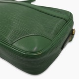 Grøn epi læder Trocadéro 23 taske fra brand: LOUIS VUITTON - We Do Vintage