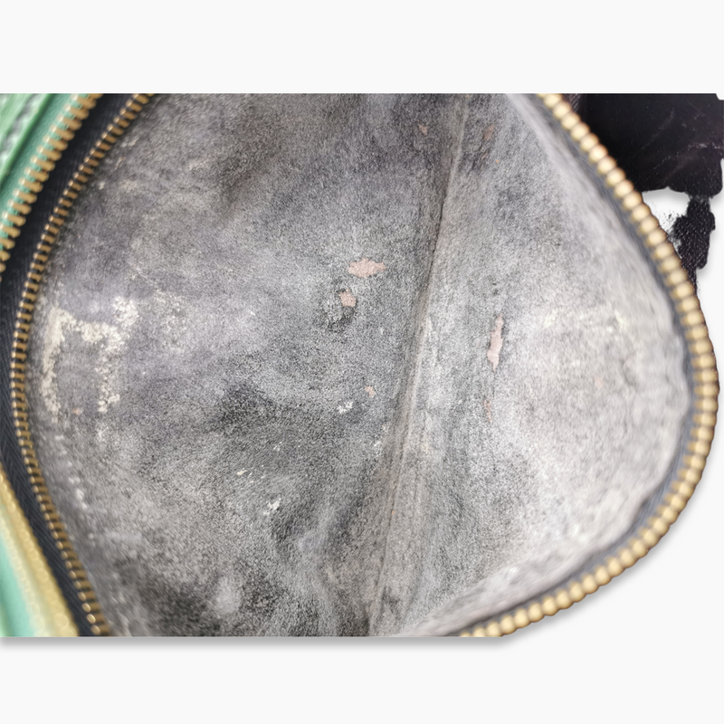 Grøn epi læder Trocadéro 23 taske fra brand: LOUIS VUITTON - We Do Vintage