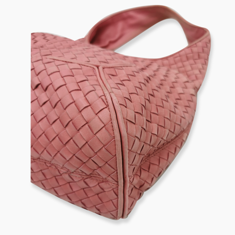 MEDIUM INTRECCIATO HOBO taske fra brand: bottega veneta - We Do Vintage