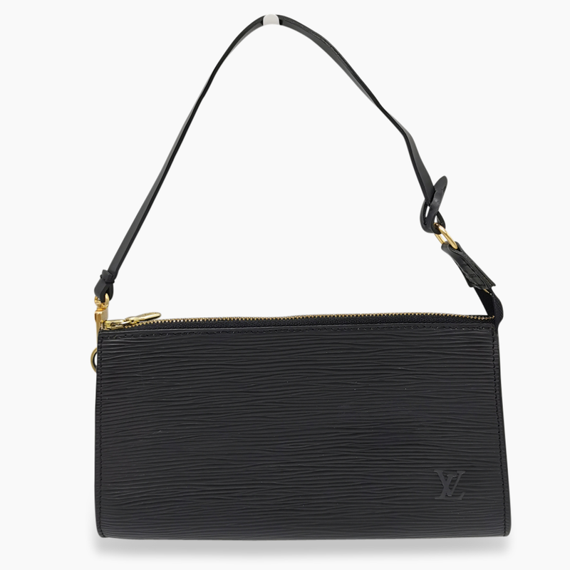 Sort Epi læder Pochette Accessoires taske fra brand: LOUIS VUITTON - We Do Vintage