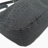 Sort Zucca baguette taske fra brand: FENDI - We Do Vintage
